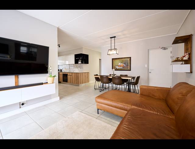 3 BEDROOM APARTMENT TO LET IN WATERFALL